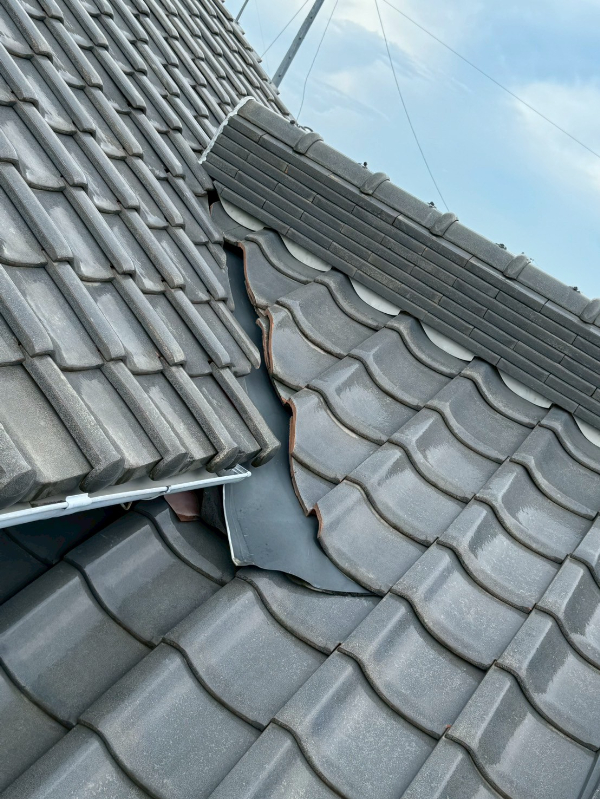 吉田町_谷樋交換_tokai施工前3