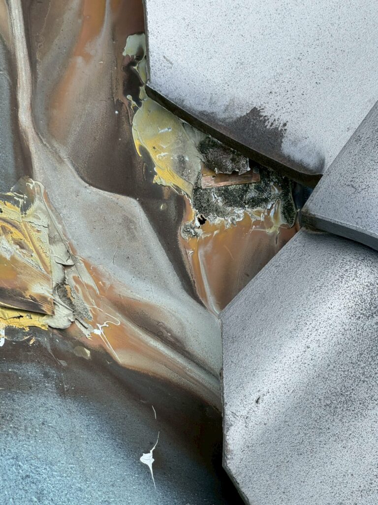 藤枝市M様邸谷板金緑青