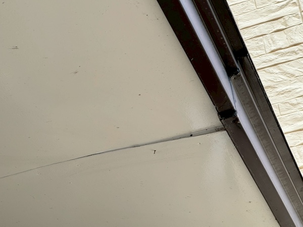 焼津市U様邸霧除外壁補修工事2