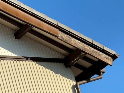 台風強風被害_破風板1