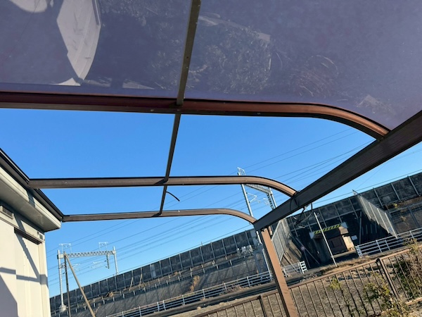 台風強風被害_カーポート_サイクルポート３