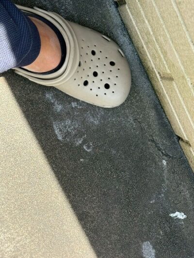 藤枝市H様_施工前ベランダ床