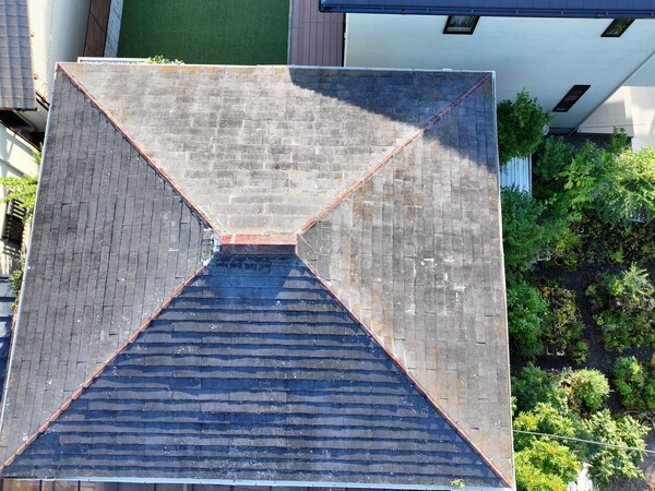 焼津市O様邸_施工前屋根全体